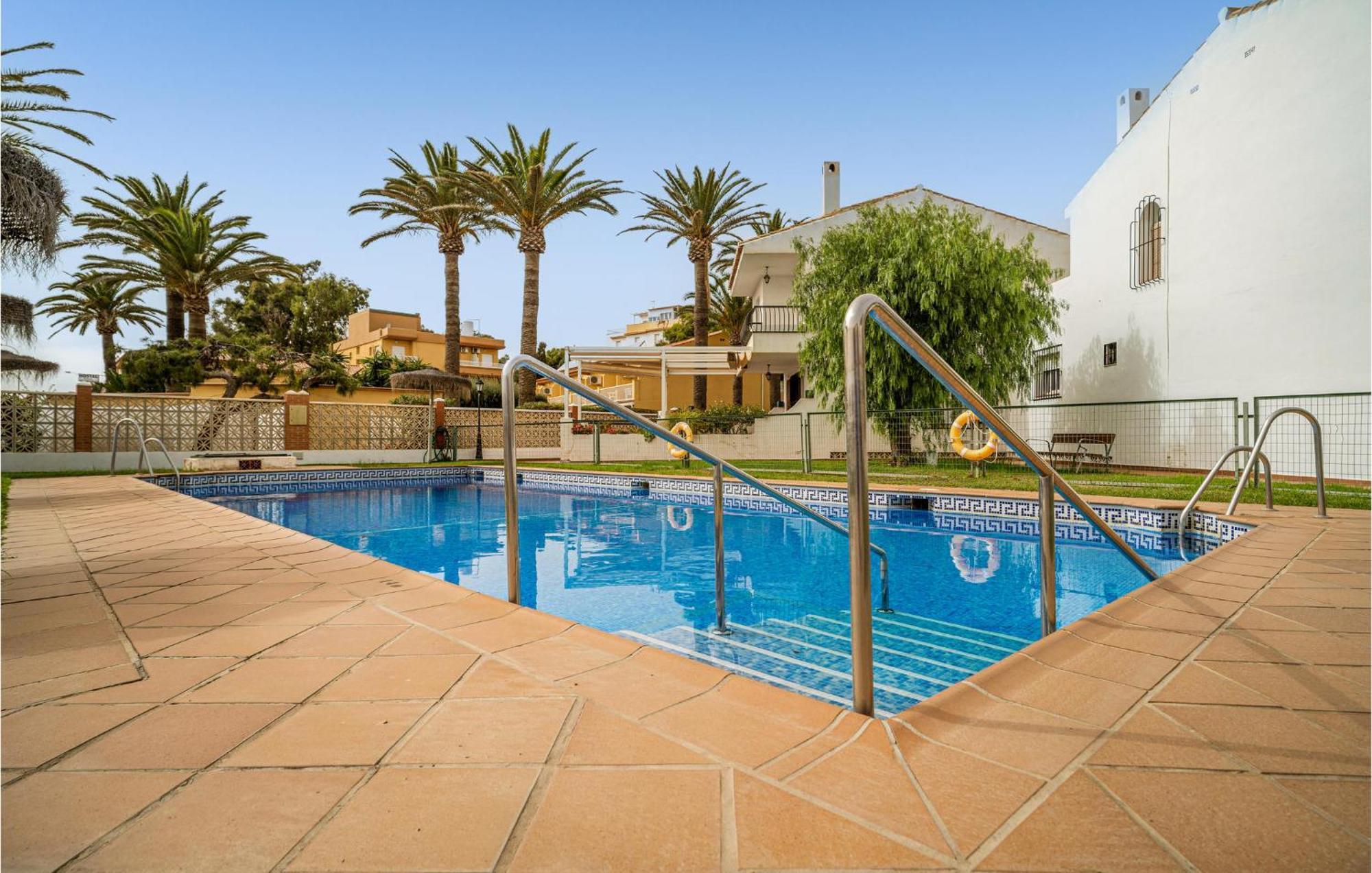 Amazing home in Vlez-Mlaga with Outdoor swimming pool, WiFi&3 Bedrooms Velez Malaga Buitenkant foto