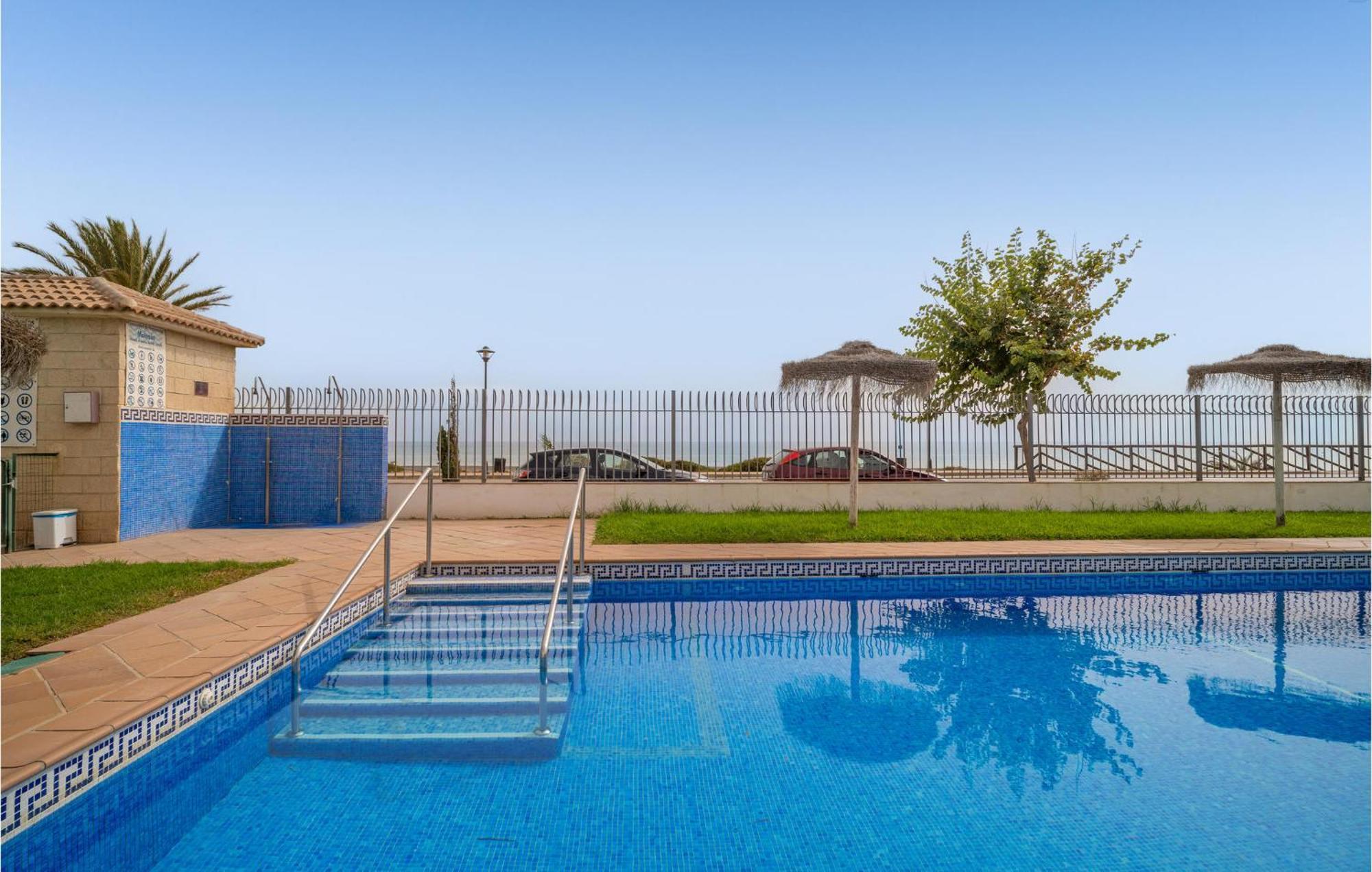 Amazing home in Vlez-Mlaga with Outdoor swimming pool, WiFi&3 Bedrooms Velez Malaga Buitenkant foto